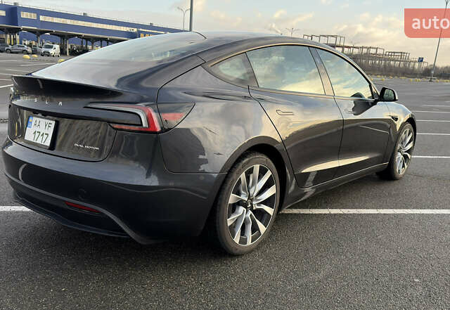 Чорний Тесла Модель 3, об'ємом двигуна 0 л та пробігом 44 тис. км за 33500 $, фото 2 на Automoto.ua