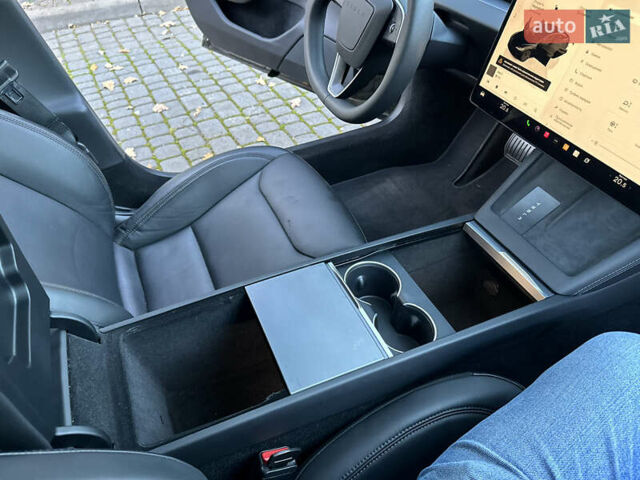 Чорний Тесла Модель 3, об'ємом двигуна 0 л та пробігом 22 тис. км за 29900 $, фото 12 на Automoto.ua