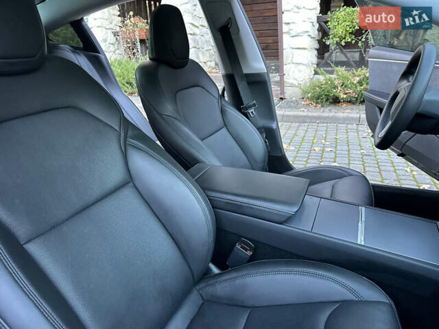 Чорний Тесла Модель 3, об'ємом двигуна 0 л та пробігом 22 тис. км за 29900 $, фото 16 на Automoto.ua