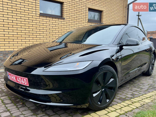 Тесла Модель 3 2024 у Олевске на Automoto.ua Чорний Тесла Модель 3, об'ємом двигуна 0 л та пробігом 15 тис. км за 31499 $, фото 9 на Automoto.ua