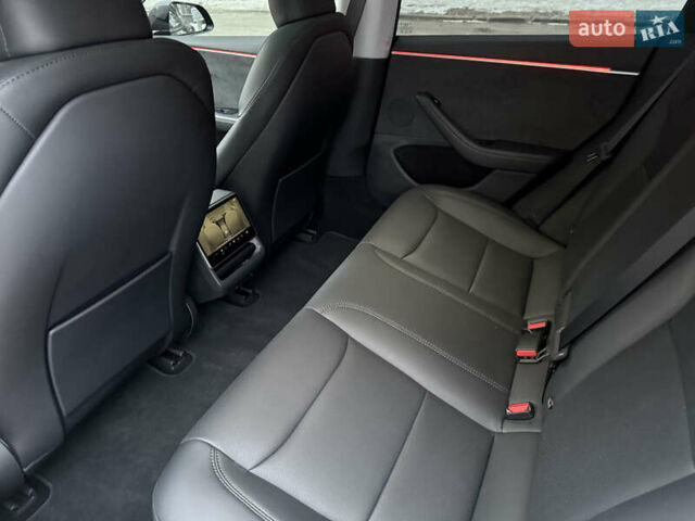 Черный Тесла Модель 3, объемом двигателя 0 л и пробегом 17 тыс. км за 32999 $, фото 48 на Automoto.ua