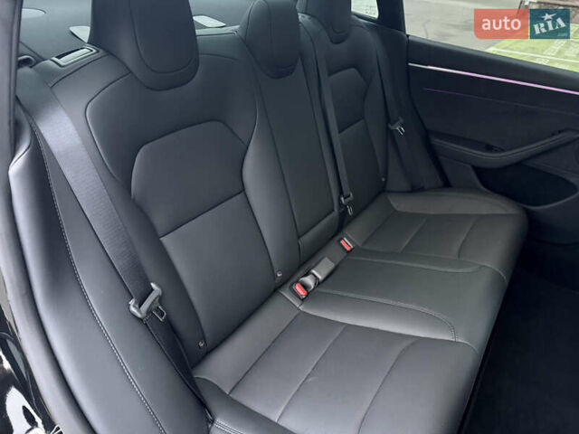 Черный Тесла Модель 3, объемом двигателя 0 л и пробегом 13 тыс. км за 31500 $, фото 39 на Automoto.ua