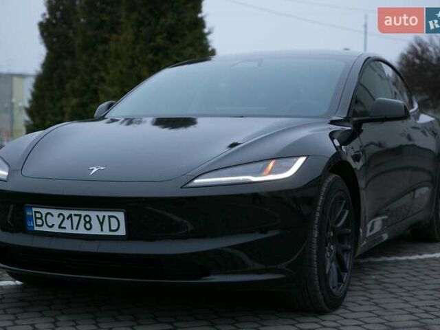 Черный Тесла Модель 3, объемом двигателя 0 л и пробегом 4 тыс. км за 28500 $, фото 3 на Automoto.ua