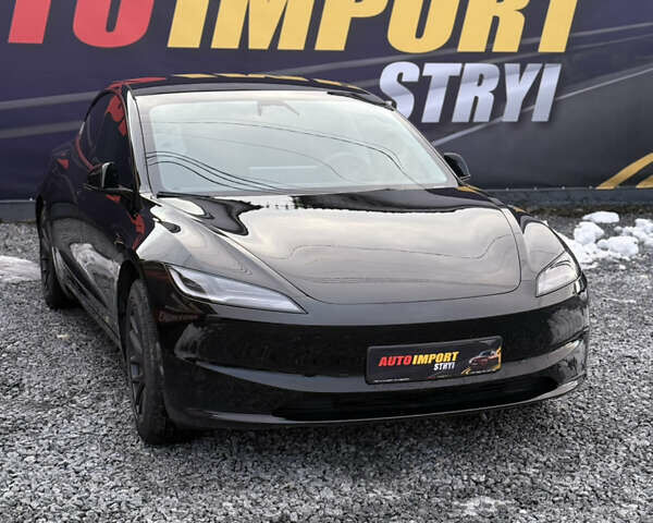 Черный Тесла Модель 3, объемом двигателя 0 л и пробегом 13 тыс. км за 27000 $, фото 3 на Automoto.ua