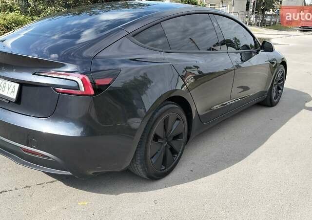 Чорний Тесла Модель 3, об'ємом двигуна 0 л та пробігом 16 тис. км за 23700 $, фото 14 на Automoto.ua
