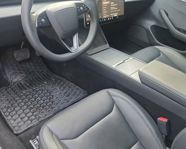 Тесла Модель 3 2024 в Киеве на Automoto.ua Черный Тесла Модель 3, объемом двигателя 0 л и пробегом 14 тыс. км за 35000 $, фото 15 на Automoto.ua