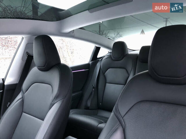 Чорний Тесла Модель 3, об'ємом двигуна 0 л та пробігом 12 тис. км за 29200 $, фото 9 на Automoto.ua