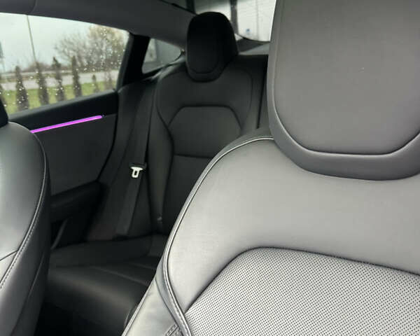 Черный Тесла Модель 3, объемом двигателя 0 л и пробегом 13 тыс. км за 25000 $, фото 22 на Automoto.ua