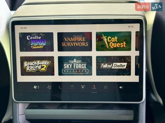 Чорний Тесла Модель 3, об'ємом двигуна 0 л та пробігом 16 тис. км за 26497 $, фото 23 на Automoto.ua