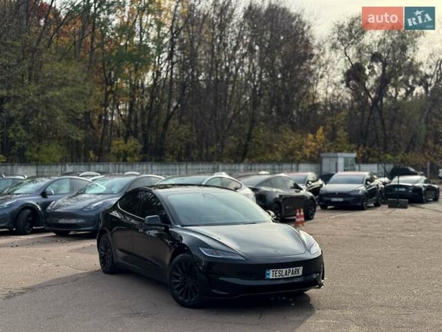 Черный Тесла Модель 3, объемом двигателя 0 л и пробегом 15 тыс. км за 32000 $, фото 1 на Automoto.ua