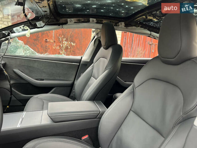 Черный Тесла Модель 3, объемом двигателя 0 л и пробегом 21 тыс. км за 21700 $, фото 15 на Automoto.ua