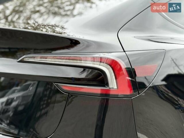 Тесла Модель 3 2024 в Киеве на Automoto.ua Черный Тесла Модель 3, объемом двигателя 0 л и пробегом 9 тыс. км за 25999 $, фото 16 на Automoto.ua