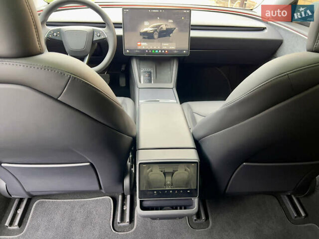 Тесла Модель 3 2024 у Олевске на Automoto.ua Чорний Тесла Модель 3, об'ємом двигуна 0 л та пробігом 15 тис. км за 31499 $, фото 46 на Automoto.ua