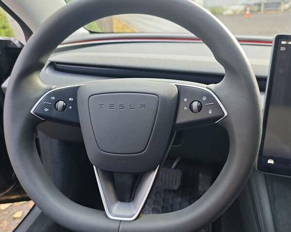 Тесла Модель 3 2024 в Киеве на Automoto.ua Черный Тесла Модель 3, объемом двигателя 0 л и пробегом 14 тыс. км за 35000 $, фото 13 на Automoto.ua