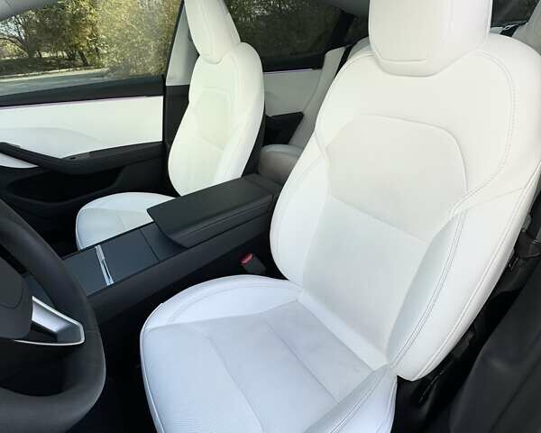 Чорний Тесла Модель 3, об'ємом двигуна 0 л та пробігом 16 тис. км за 26497 $, фото 16 на Automoto.ua