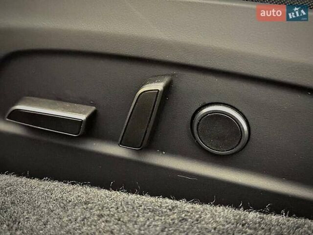 Чорний Тесла Модель 3, об'ємом двигуна 0 л та пробігом 20 тис. км за 29999 $, фото 13 на Automoto.ua