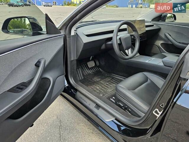 Черный Тесла Модель 3, объемом двигателя 0 л и пробегом 29 тыс. км за 24500 $, фото 18 на Automoto.ua