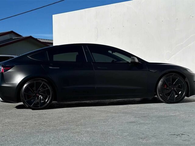 Черный Тесла Модель 3, объемом двигателя 0 л и пробегом 18 тыс. км за 10500 $, фото 7 на Automoto.ua