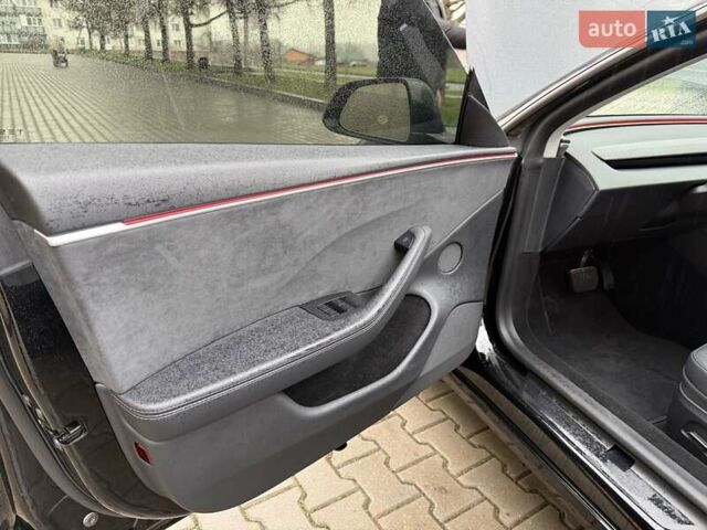 Черный Тесла Модель 3, объемом двигателя 0 л и пробегом 8 тыс. км за 32999 $, фото 16 на Automoto.ua