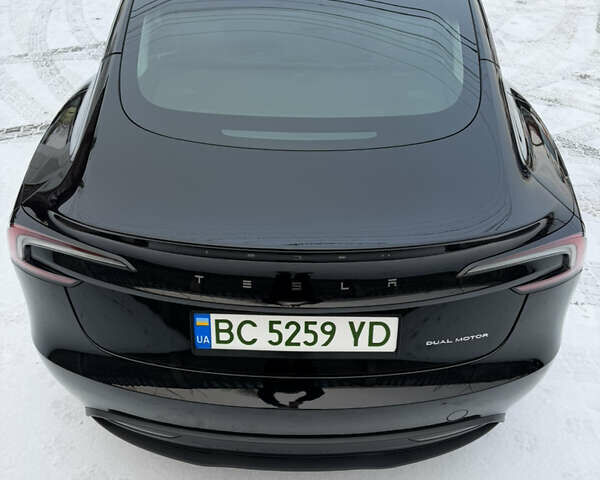 Чорний Тесла Модель 3, об'ємом двигуна 0 л та пробігом 13 тис. км за 31500 $, фото 16 на Automoto.ua