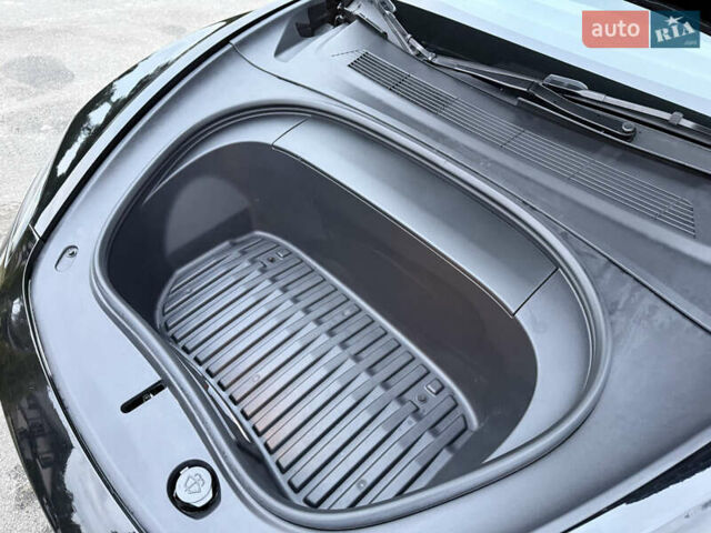 Черный Тесла Модель 3, объемом двигателя 0 л и пробегом 13 тыс. км за 31500 $, фото 48 на Automoto.ua