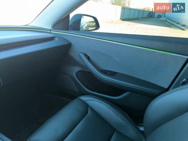 Черный Тесла Модель 3, объемом двигателя 0 л и пробегом 8 тыс. км за 29750 $, фото 10 на Automoto.ua
