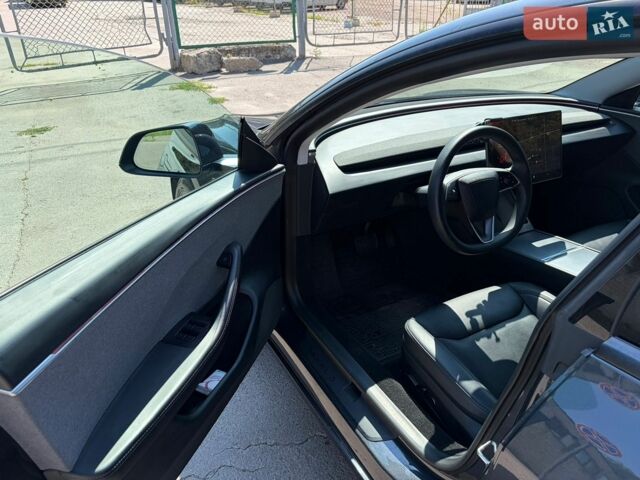 Чорний Тесла Модель 3, об'ємом двигуна 0 л та пробігом 39 тис. км за 25400 $, фото 37 на Automoto.ua