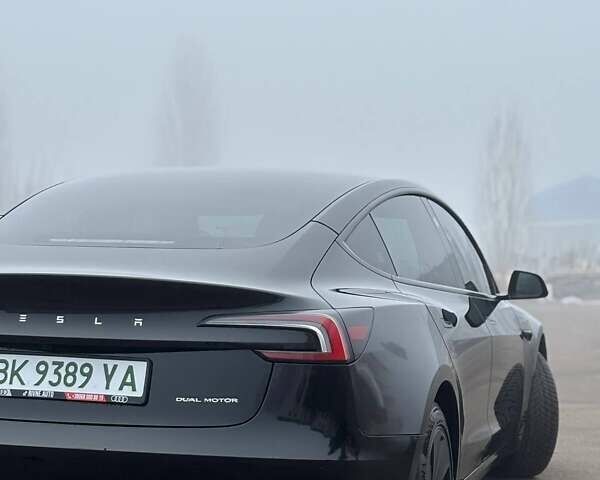 Черный Тесла Модель 3, объемом двигателя 0 л и пробегом 40 тыс. км за 29600 $, фото 4 на Automoto.ua