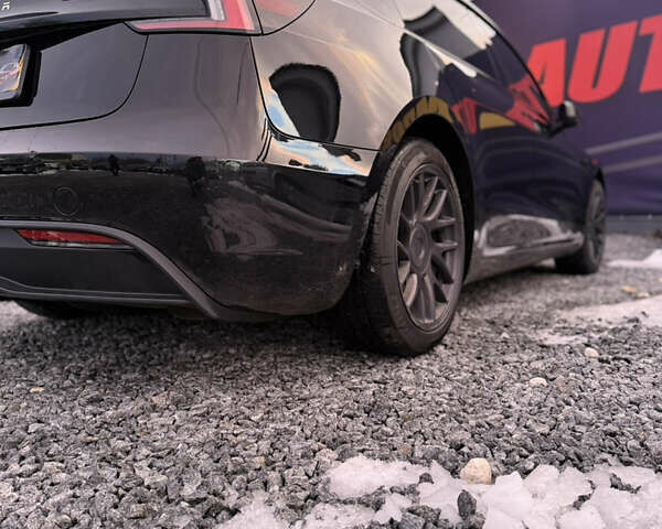 Черный Тесла Модель 3, объемом двигателя 0 л и пробегом 13 тыс. км за 27000 $, фото 22 на Automoto.ua
