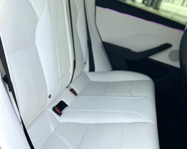 Чорний Тесла Модель 3, об'ємом двигуна 0 л та пробігом 16 тис. км за 26497 $, фото 20 на Automoto.ua