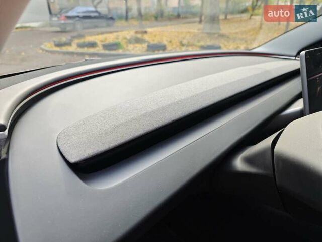 Тесла Модель 3 2024 в Киеве на Automoto.ua Черный Тесла Модель 3, объемом двигателя 0 л и пробегом 14 тыс. км за 35000 $, фото 11 на Automoto.ua