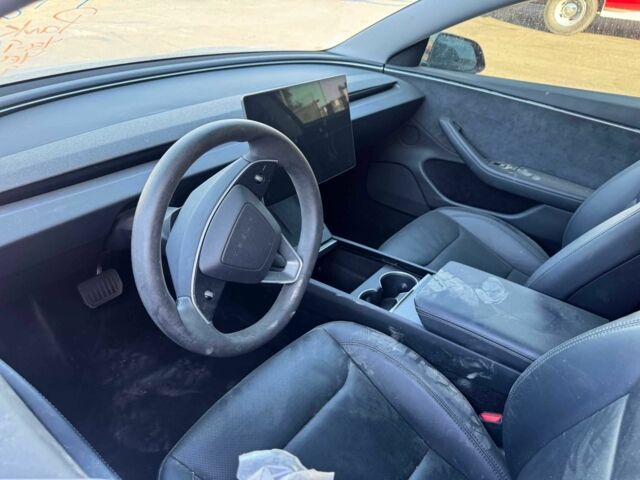 Тесла Модель 3 2024 в Львове на Automoto.ua Черный Тесла Модель 3, объемом двигателя 0 л и пробегом 45 тыс. км за 24600 $, фото 11 на Automoto.ua