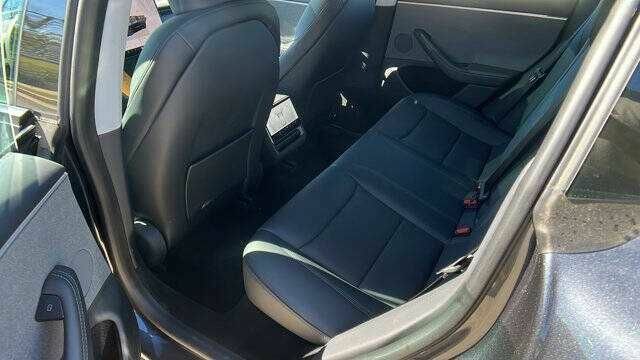 Черный Тесла Модель 3, объемом двигателя 0 л и пробегом 10 тыс. км за 12400 $, фото 12 на Automoto.ua