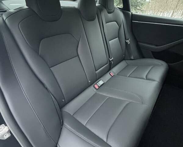 Чорний Тесла Модель 3, об'ємом двигуна 0 л та пробігом 2 тис. км за 34999 $, фото 22 на Automoto.ua