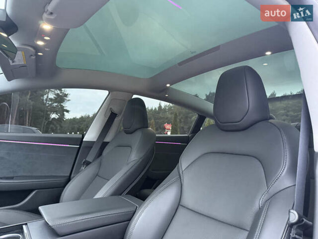 Черный Тесла Модель 3, объемом двигателя 0 л и пробегом 13 тыс. км за 31500 $, фото 28 на Automoto.ua