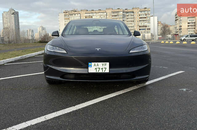 Чорний Тесла Модель 3, об'ємом двигуна 0 л та пробігом 44 тис. км за 33500 $, фото 6 на Automoto.ua