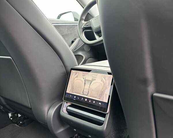 Черный Тесла Модель 3, объемом двигателя 0 л и пробегом 40 тыс. км за 29600 $, фото 13 на Automoto.ua