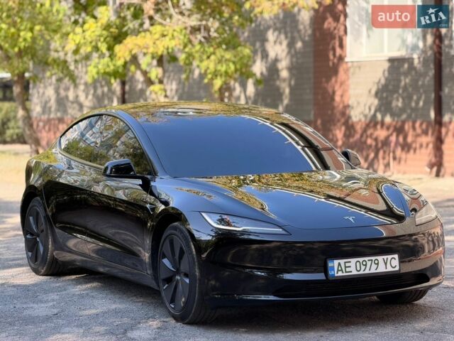 Черный Тесла Модель 3, объемом двигателя 0 л и пробегом 18 тыс. км за 24999 $, фото 1 на Automoto.ua