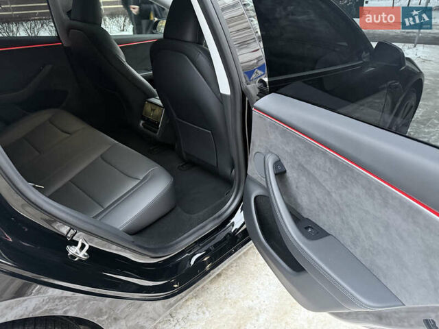 Черный Тесла Модель 3, объемом двигателя 0 л и пробегом 17 тыс. км за 32999 $, фото 34 на Automoto.ua