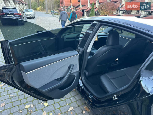 Чорний Тесла Модель 3, об'ємом двигуна 0 л та пробігом 22 тис. км за 29900 $, фото 24 на Automoto.ua