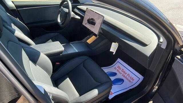 Черный Тесла Модель 3, объемом двигателя 0 л и пробегом 10 тыс. км за 12400 $, фото 9 на Automoto.ua