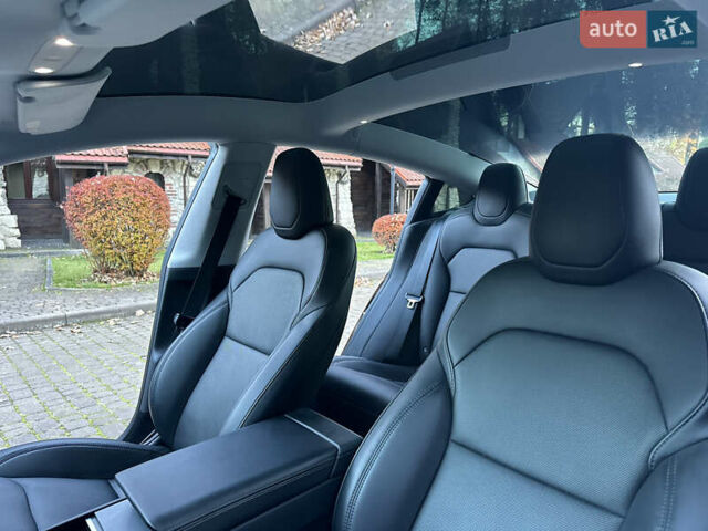 Чорний Тесла Модель 3, об'ємом двигуна 0 л та пробігом 22 тис. км за 29900 $, фото 11 на Automoto.ua