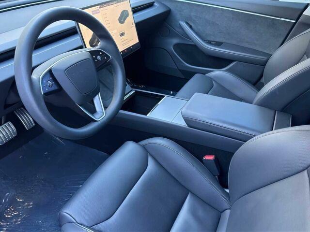 Черный Тесла Модель 3, объемом двигателя 0 л и пробегом 18 тыс. км за 10500 $, фото 9 на Automoto.ua