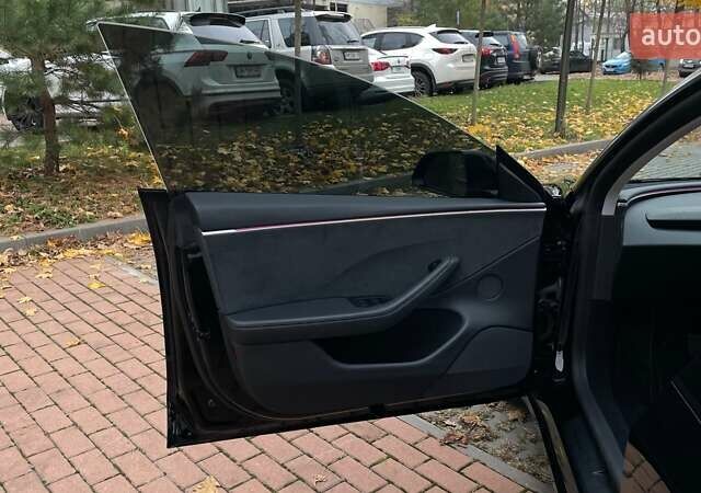 Чорний Тесла Модель 3, об'ємом двигуна 0 л та пробігом 16 тис. км за 32500 $, фото 23 на Automoto.ua