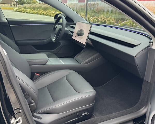 Чорний Тесла Модель 3, об'ємом двигуна 0 л та пробігом 10 тис. км за 31500 $, фото 13 на Automoto.ua