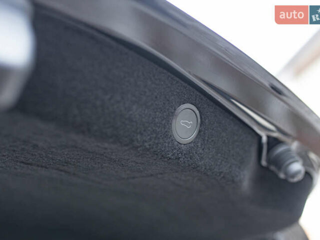 Чорний Тесла Модель 3, об'ємом двигуна 0 л та пробігом 21 тис. км за 27250 $, фото 13 на Automoto.ua