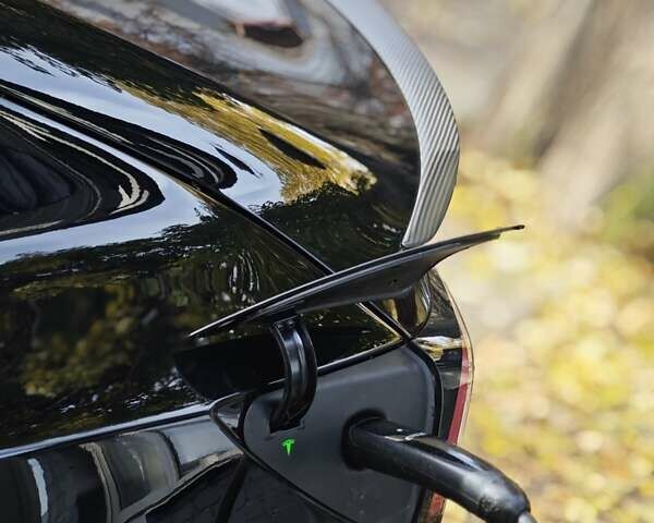 Тесла Модель 3 2024 в Киеве на Automoto.ua Черный Тесла Модель 3, объемом двигателя 0 л и пробегом 14 тыс. км за 35000 $, фото 2 на Automoto.ua