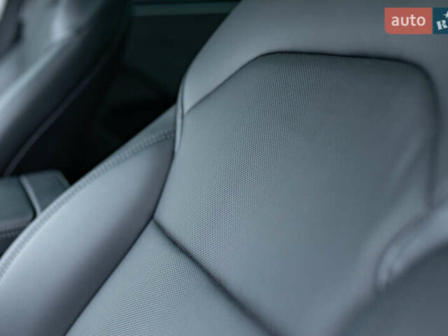 Чорний Тесла Модель 3, об'ємом двигуна 0 л та пробігом 21 тис. км за 27250 $, фото 19 на Automoto.ua