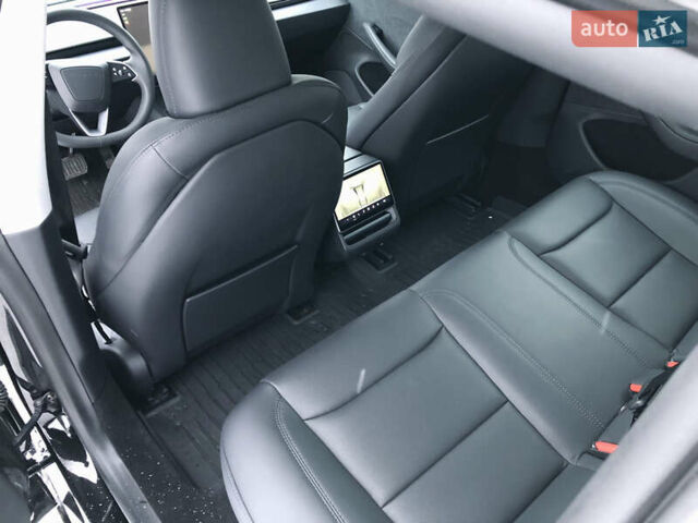 Чорний Тесла Модель 3, об'ємом двигуна 0 л та пробігом 12 тис. км за 29200 $, фото 12 на Automoto.ua