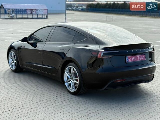 Черный Тесла Модель 3, объемом двигателя 0 л и пробегом 30 тыс. км за 26500 $, фото 6 на Automoto.ua